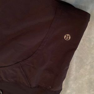 Black lululemon 4” classic athletic shorts